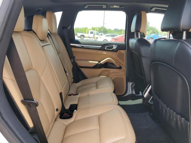 2018 PORSCHE CAYENNE WP1AA2A2XJKA03313
