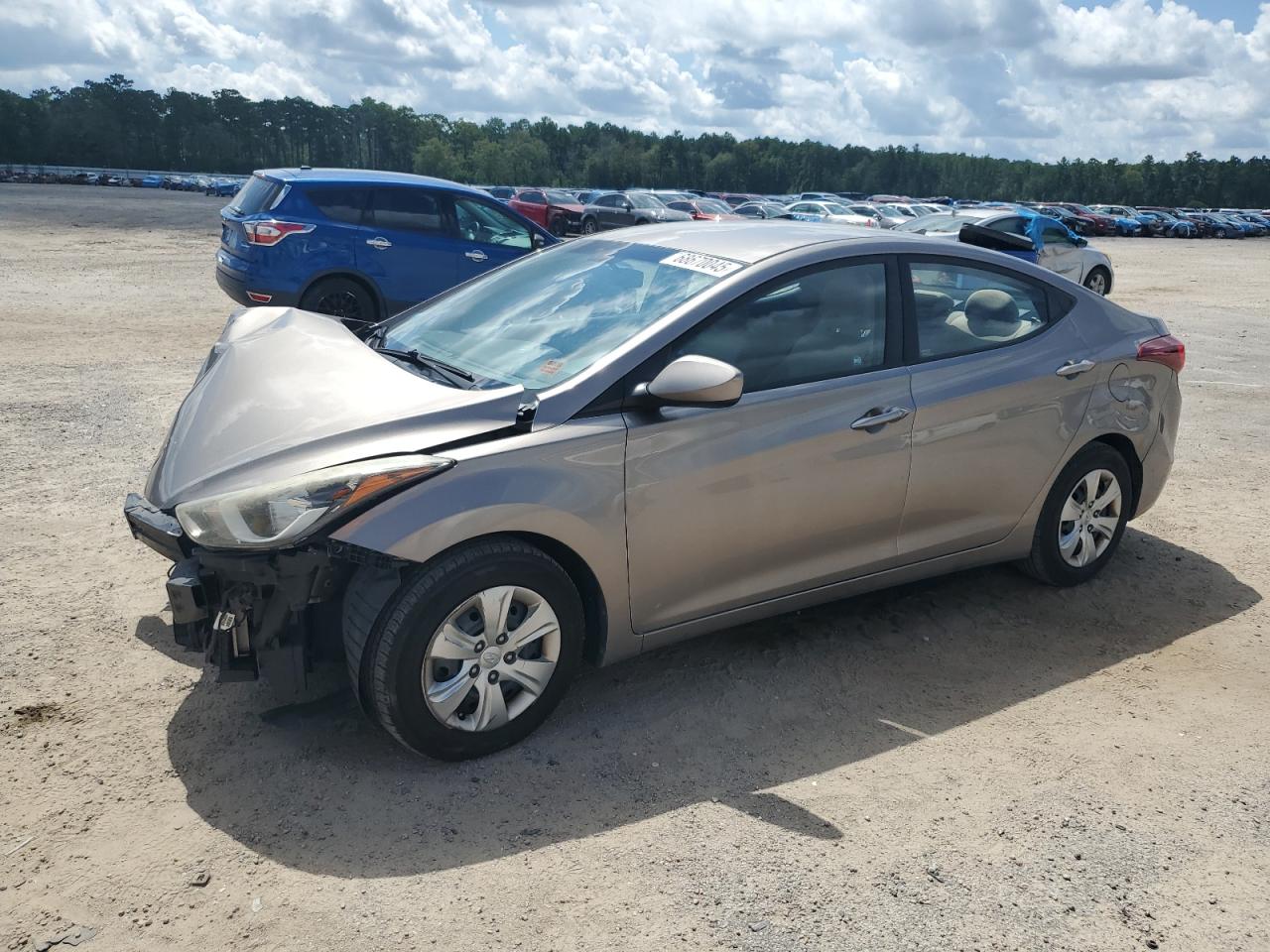 HYUNDAI ELANTRA SE
