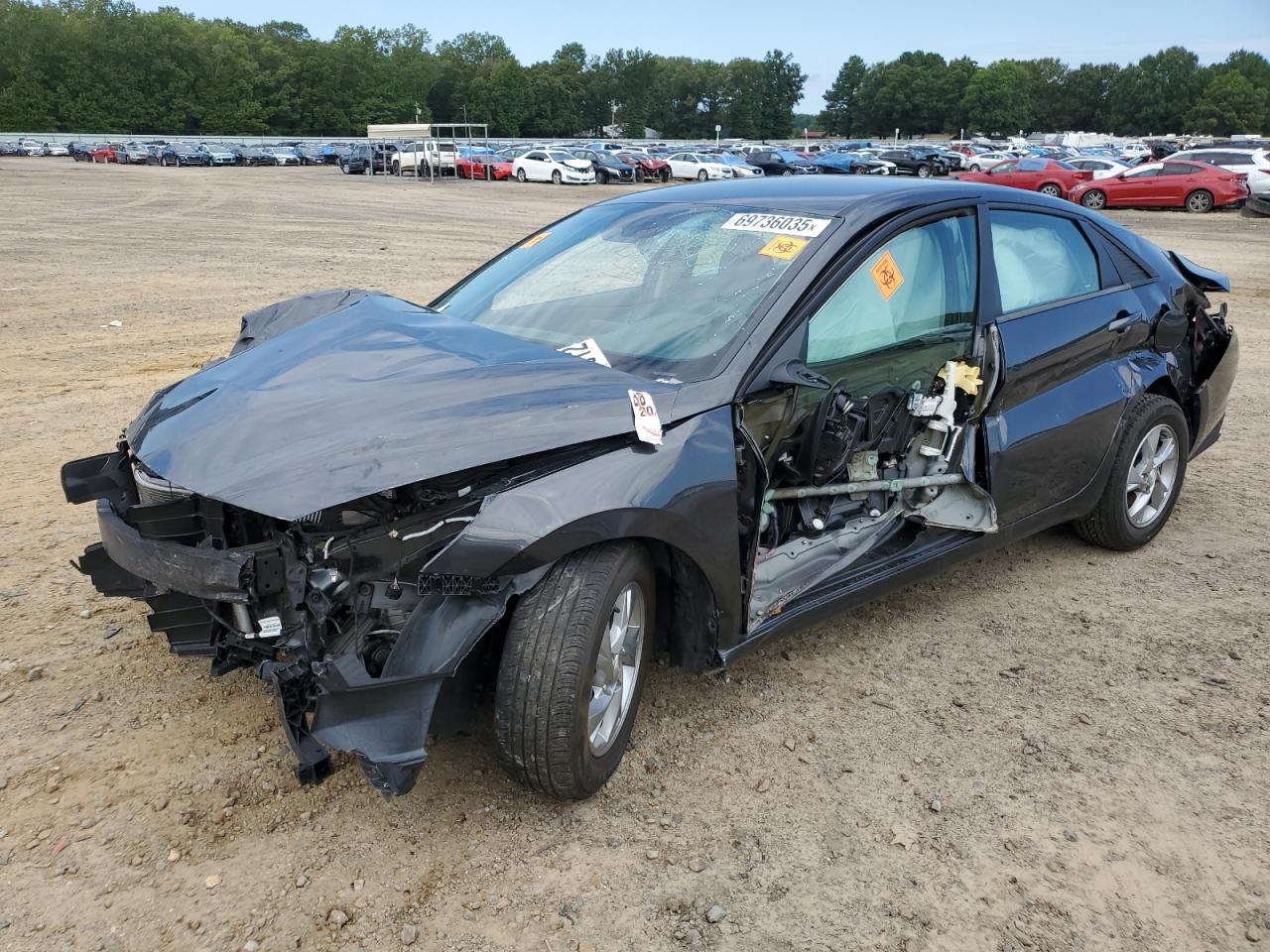 HYUNDAI ELANTRA SE