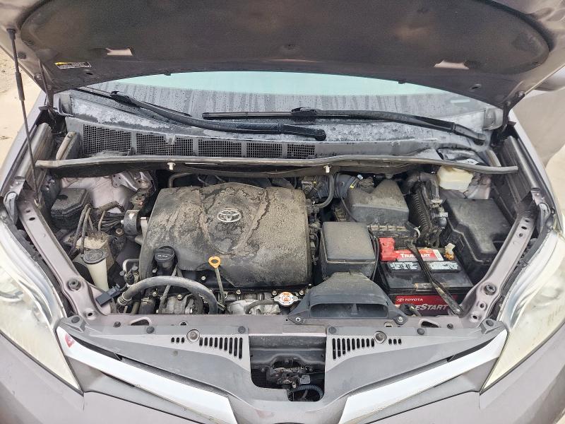 2019 TOYOTA SIENNA XLE 5TDYZ3DC1KS991546
