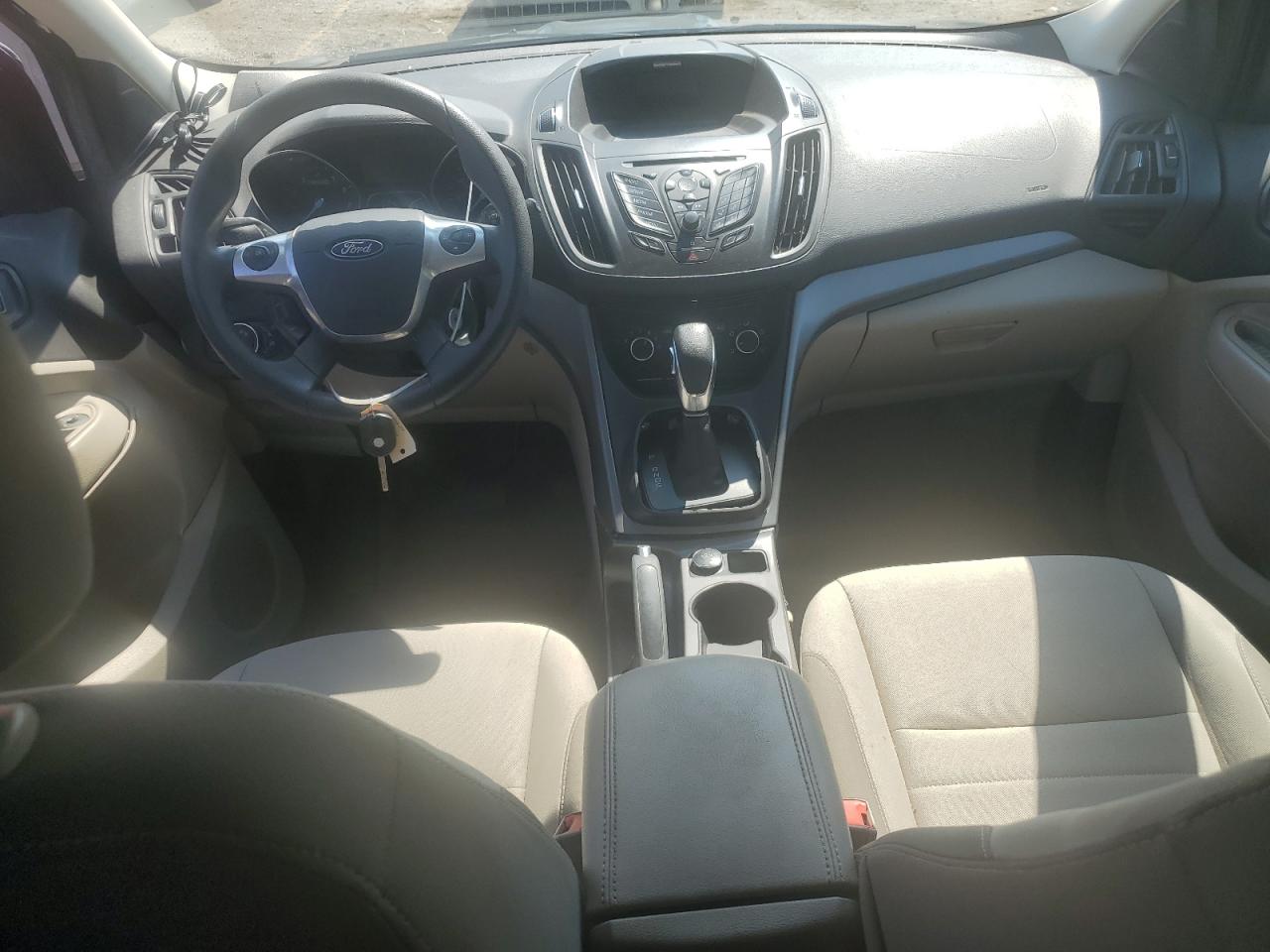 FORD ESCAPE SE
