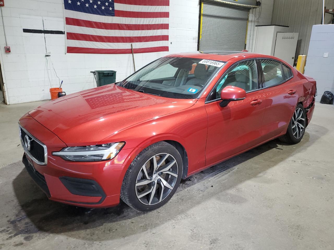 VOLVO S60 T6 MOMENTUM