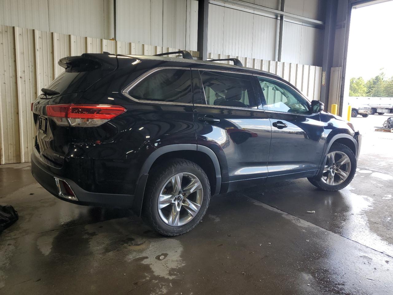 TOYOTA HIGHLANDER LIMITED