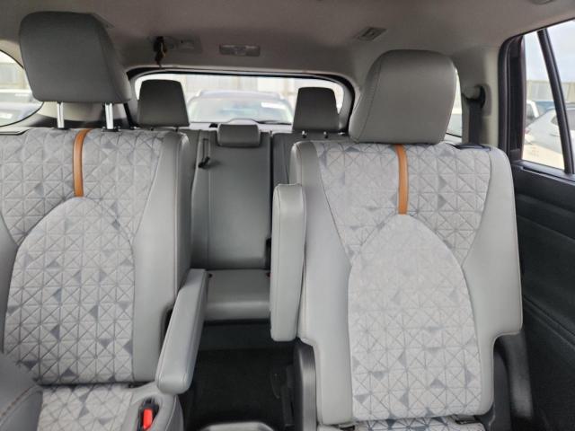 2023 TOYOTA HIGHLANDER - 5TDABRCH3PS111380