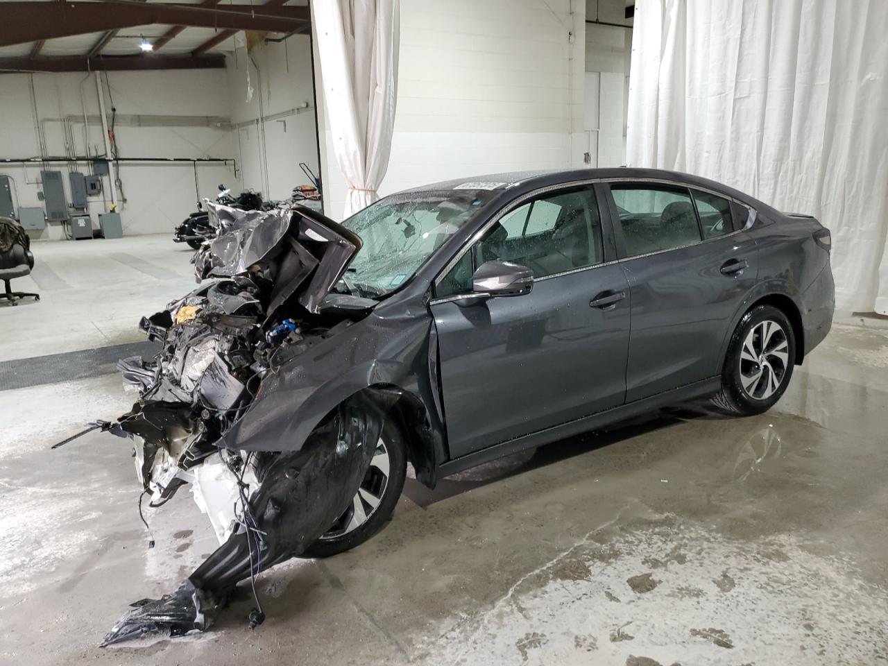 SUBARU LEGACY PREMIUM