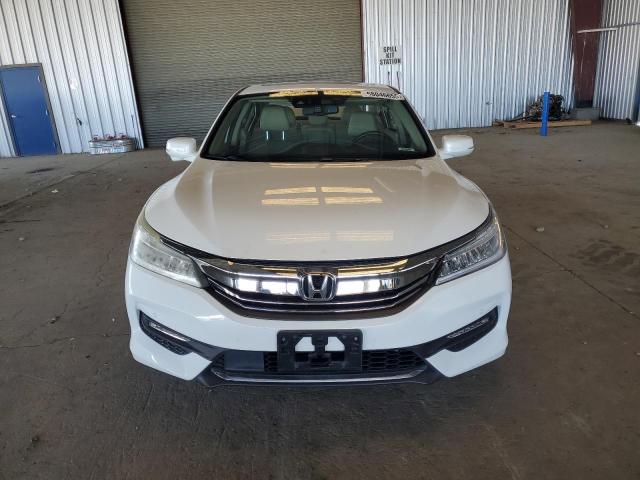 2017 HONDA ACCORD TOU 1HGCR3F93HA036122
