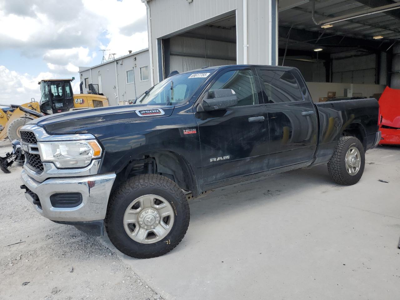 RAM 2500 TRADESMAN