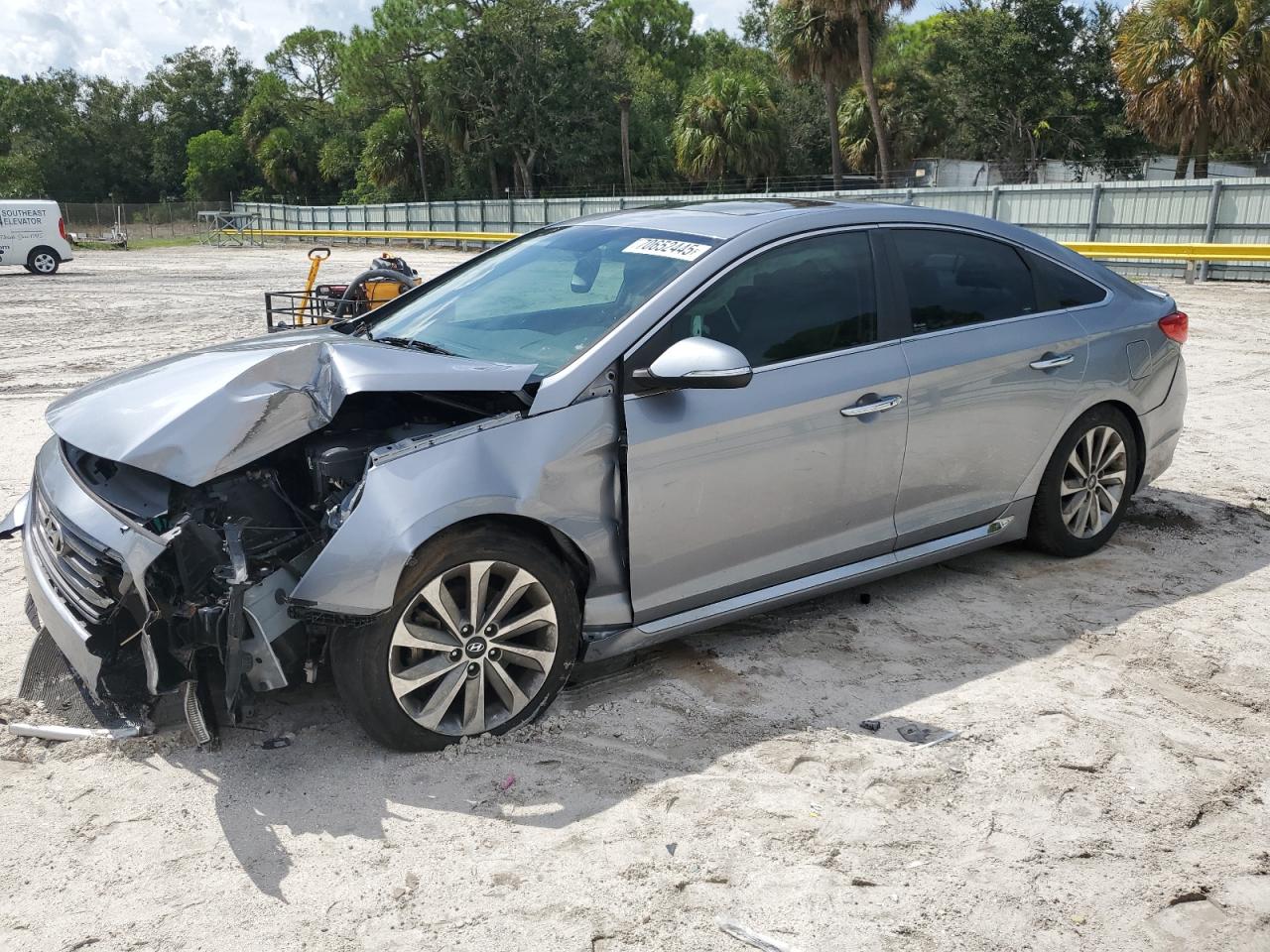 HYUNDAI SONATA SPORT