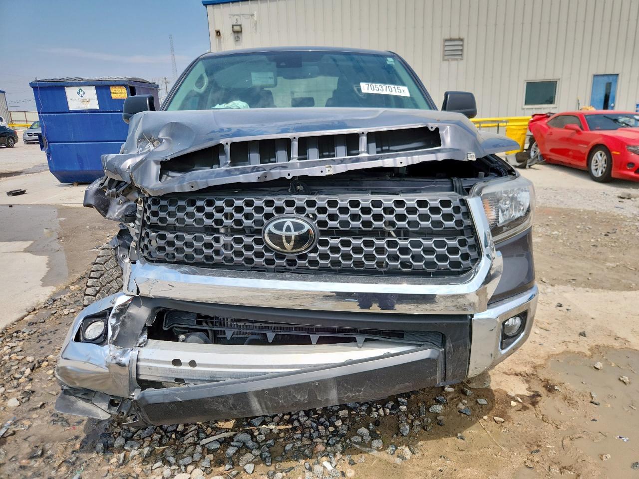 TOYOTA TUNDRA CREWMAX SR5