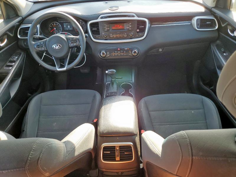 2017 KIA SORENTO LX - 5XYPG4A39HG200651