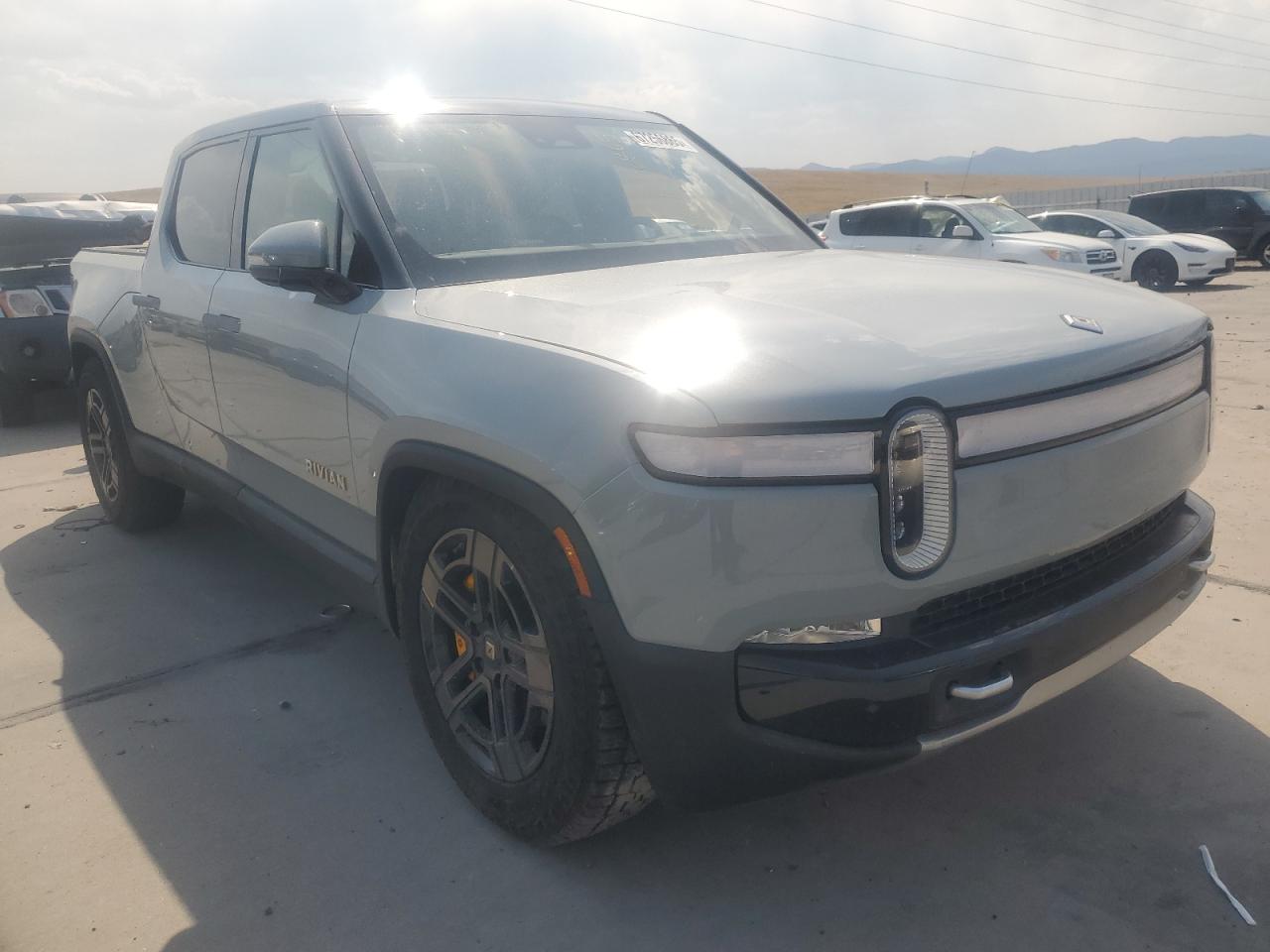 RIVIAN R1T LAUNCH EDITION