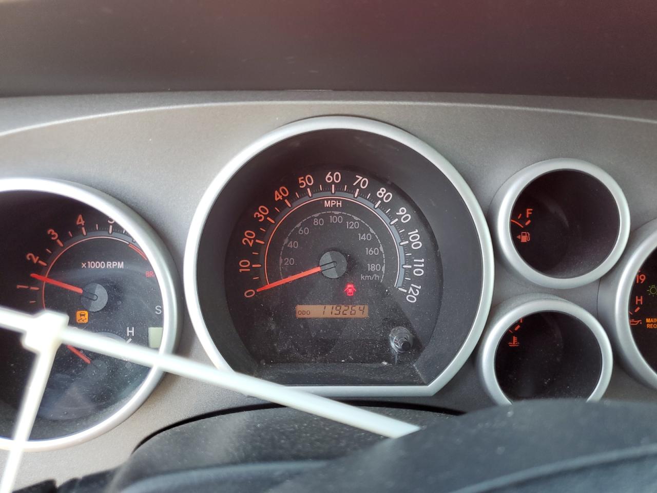 TOYOTA TUNDRA DOUBLE CAB SR5