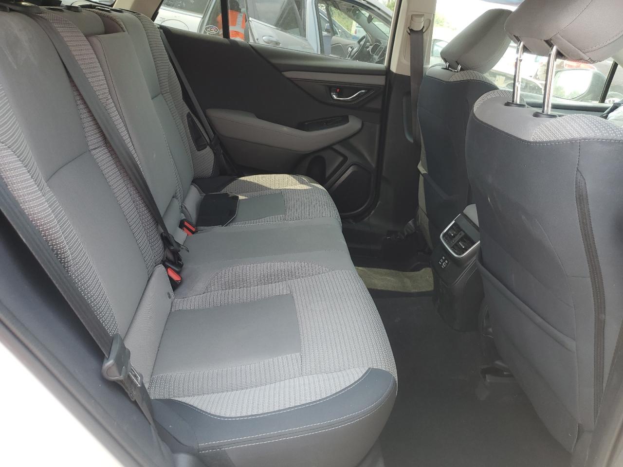 SUBARU OUTBACK PREMIUM