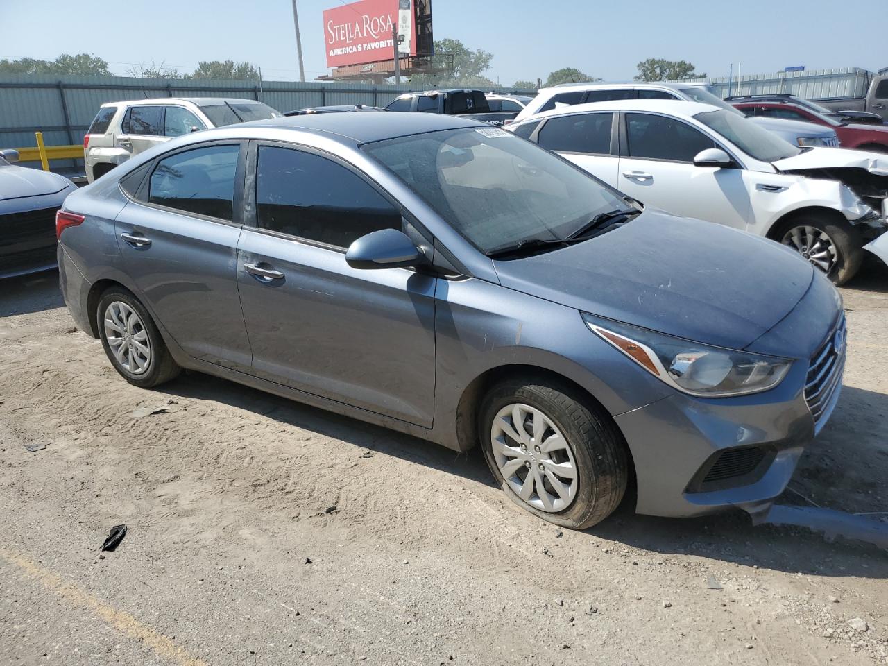 HYUNDAI ACCENT SE