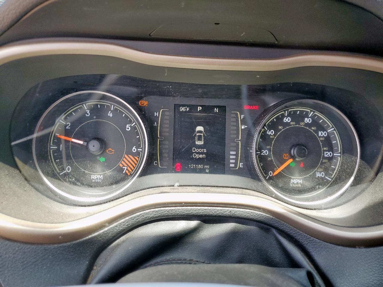 JEEP GRAND CHEROKEE LATITUDE