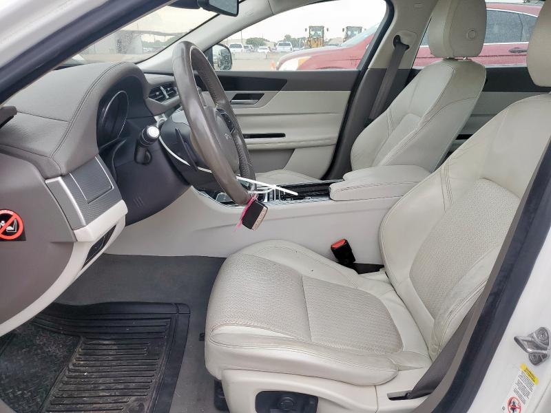 2016 JAGUAR XF PRESTIG SAJBE4BV9GCY02597