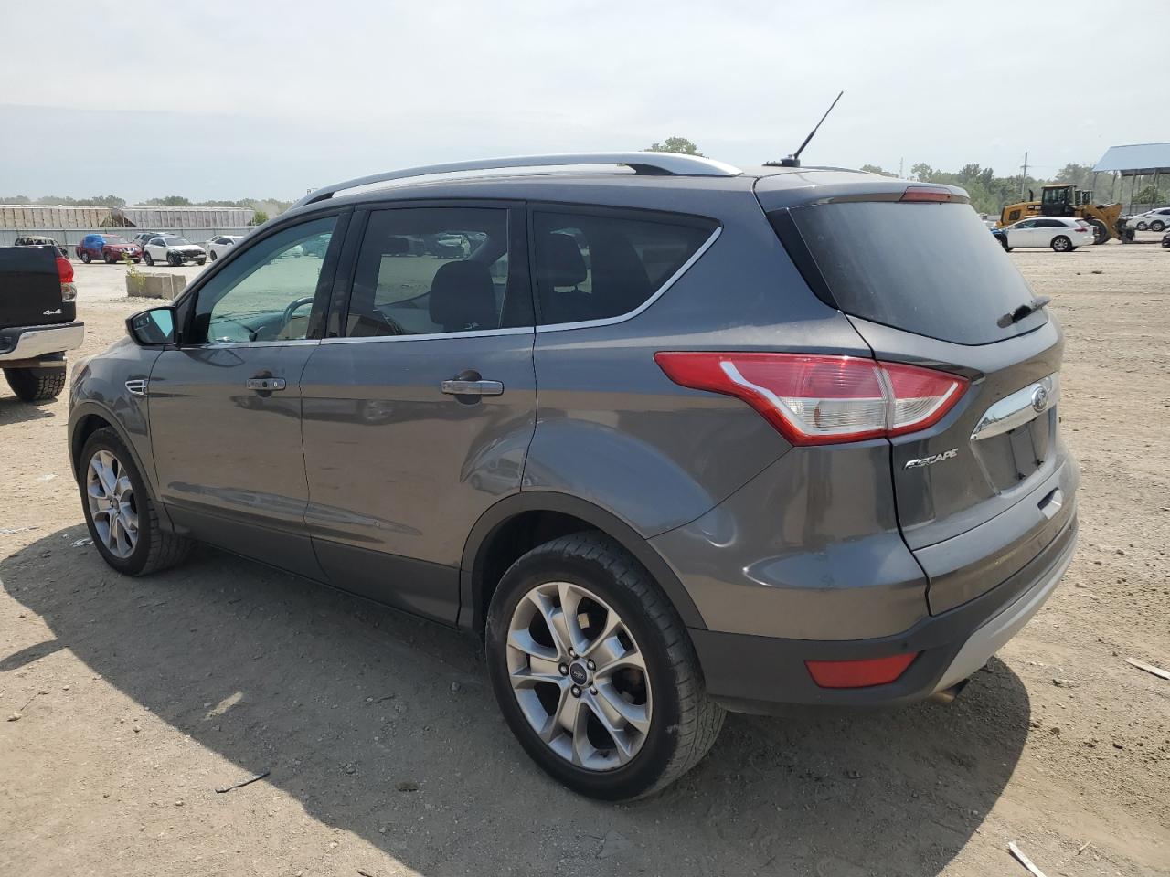 FORD ESCAPE TITANIUM