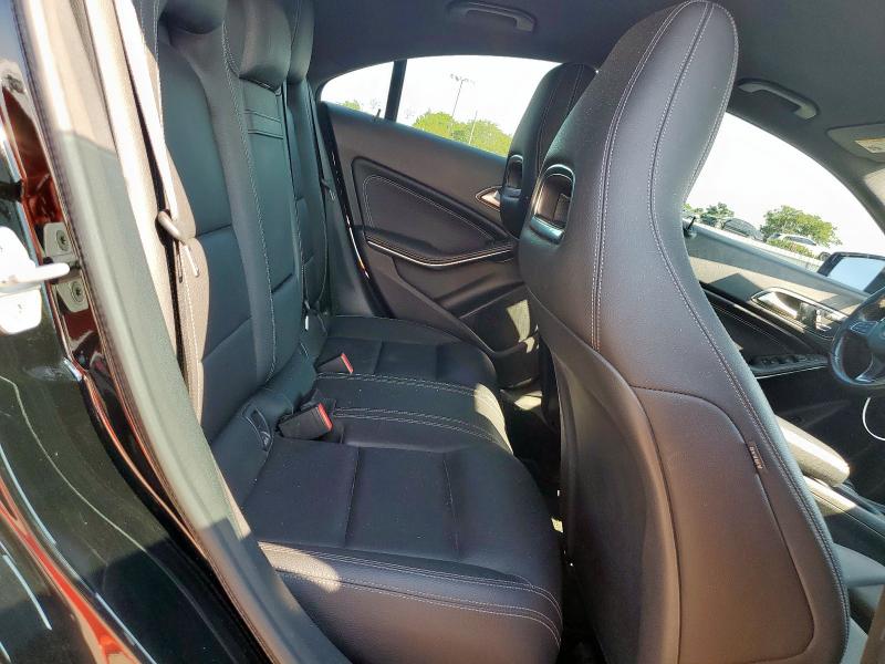 2018 MERCEDES-BENZ CLA 250 WDDSJ4EB6JN582851