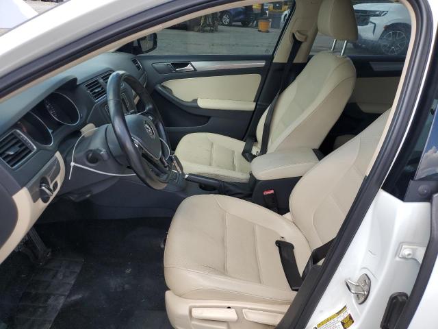 2018 VOLKSWAGEN JETTA SE 3VWDB7AJ1JM238348