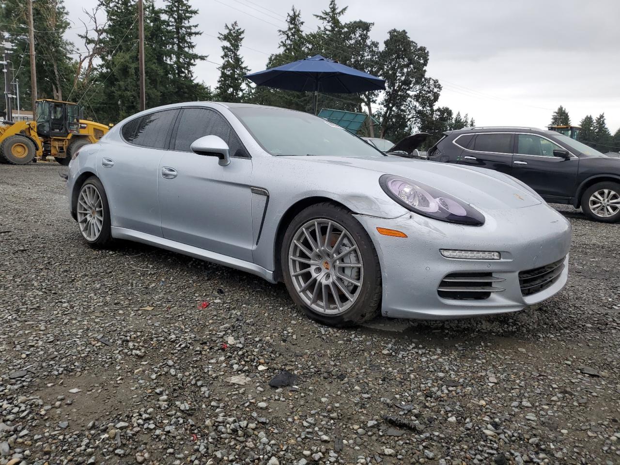 PORSCHE PANAMERA 2