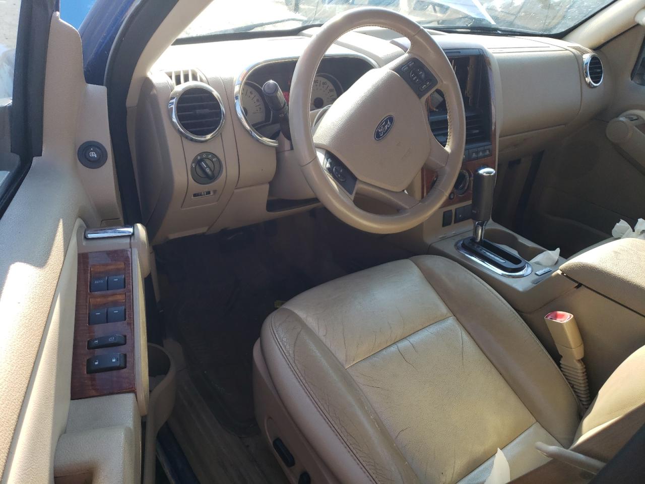 FORD EXPLORER EDDIE BAUER