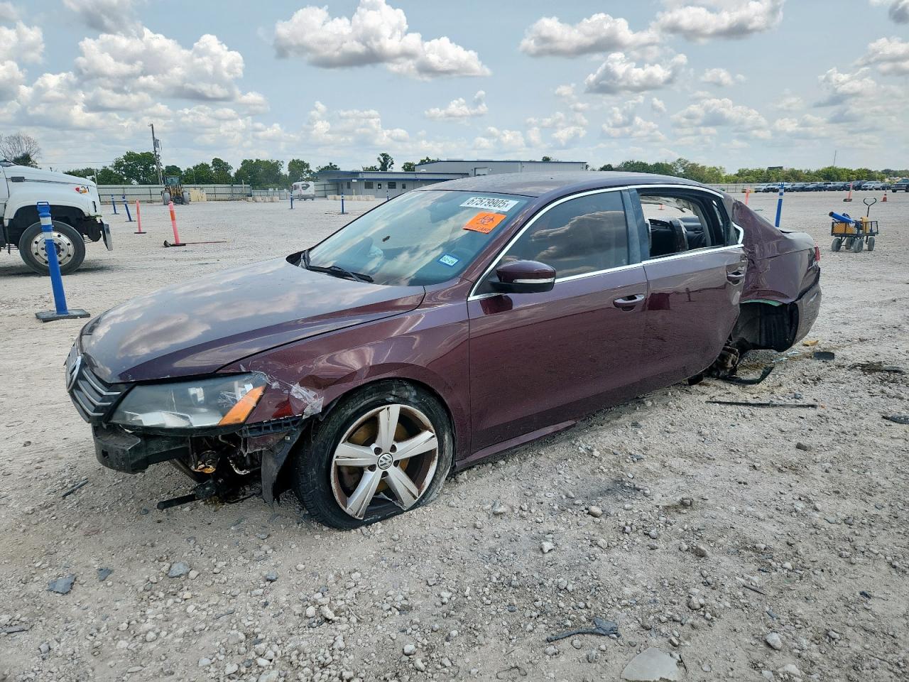 VOLKSWAGEN PASSAT SE