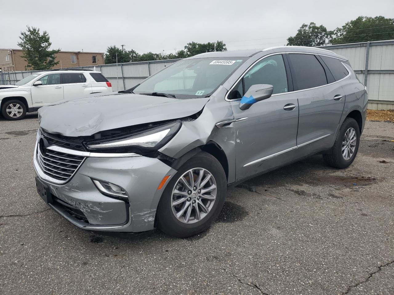 BUICK ENCLAVE ESSENCE