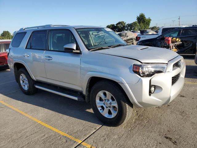 2018 TOYOTA 4RUNNER SR5 JTEZU5JR9J5165826