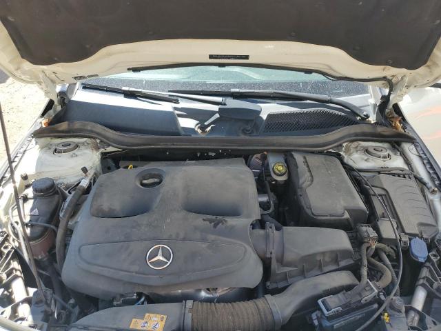 2018 MERCEDES-BENZ CLA 250 WDDSJ4EB3JN561083