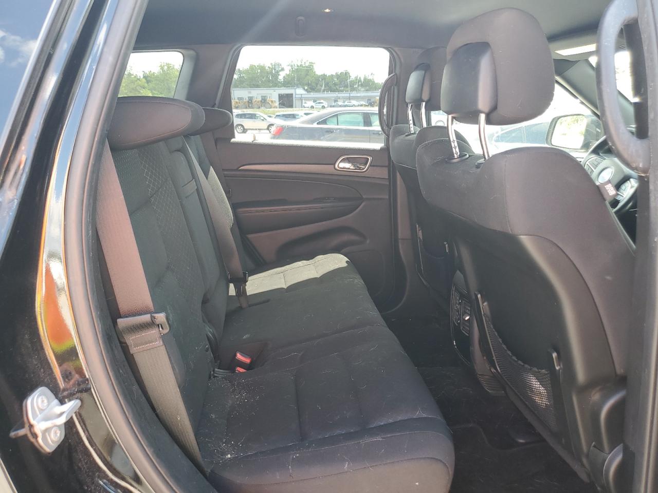 JEEP GRAND CHEROKEE LAREDO