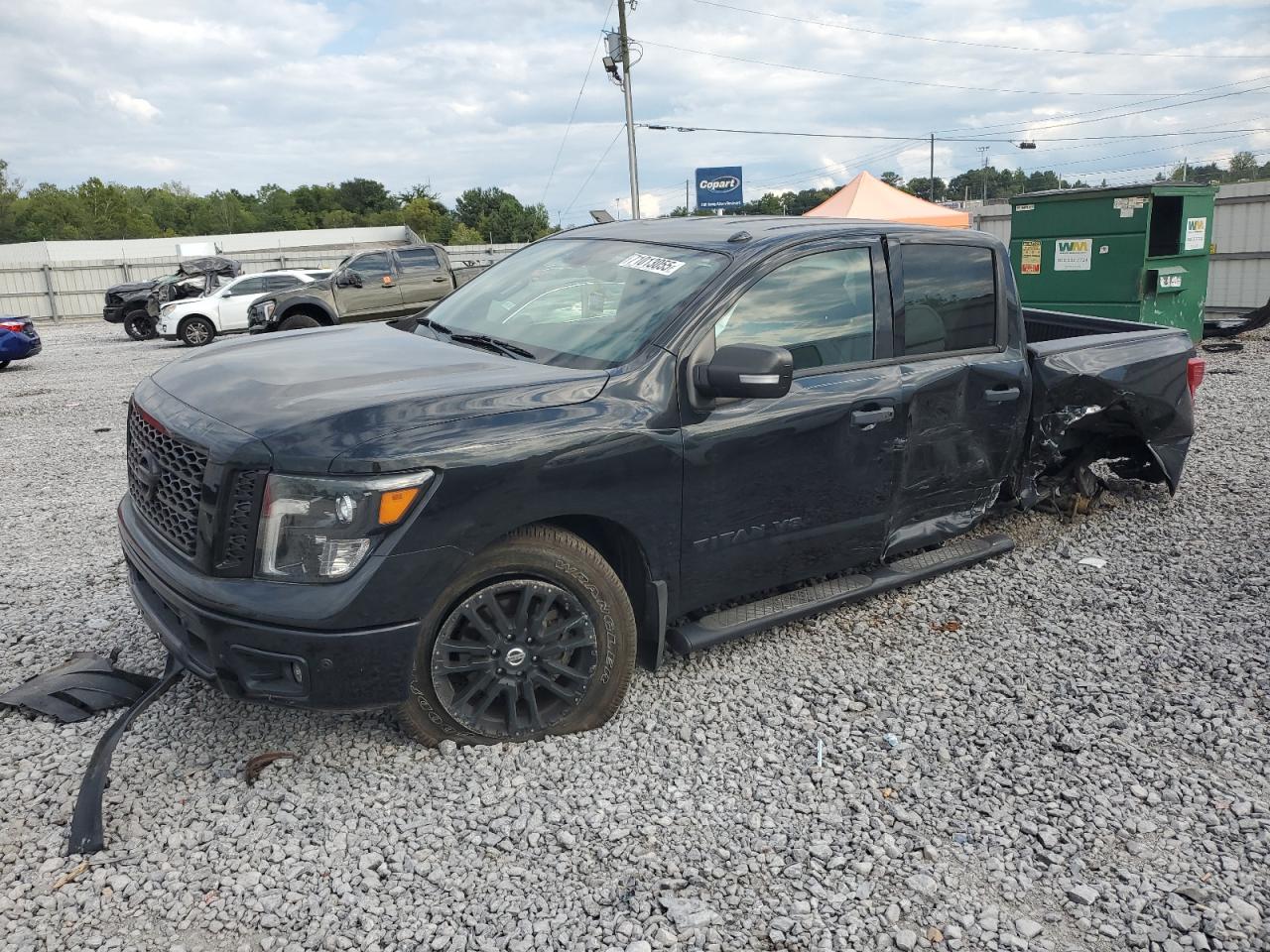 NISSAN TITAN PLATINUM RESERVE