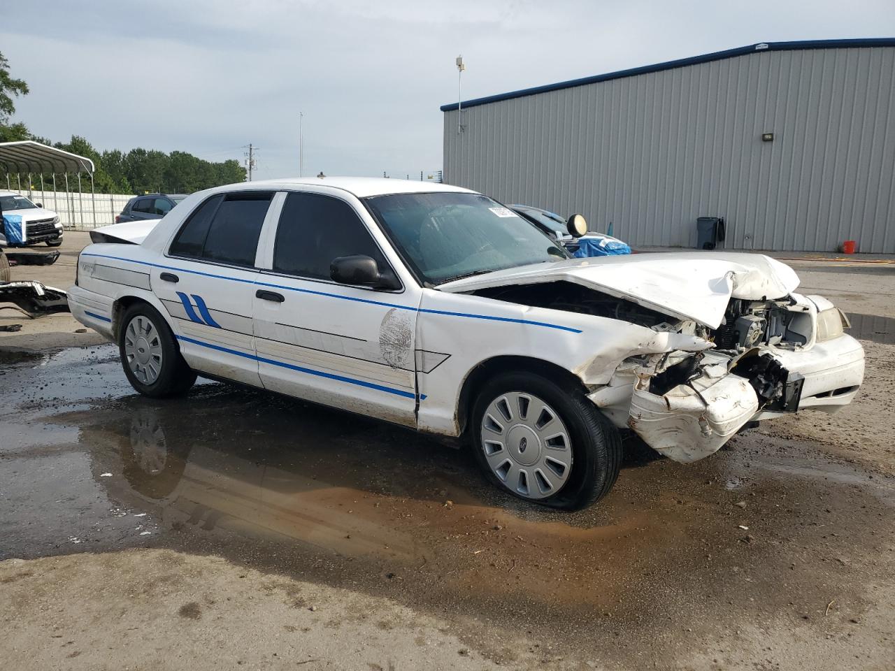 FORD CROWN VICTORIA POLICE INTERCEPTOR