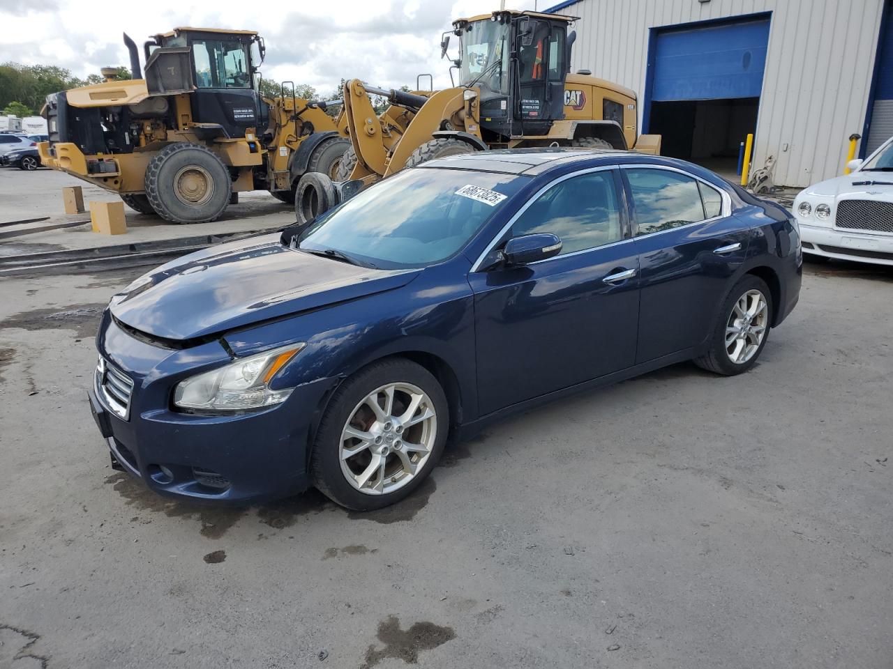 NISSAN MAXIMA S