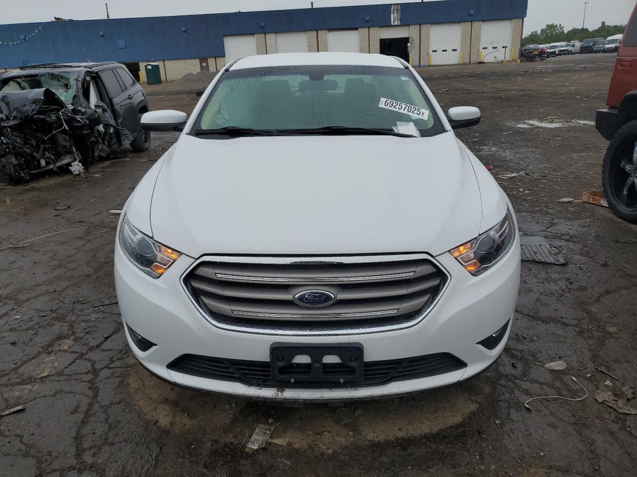 FORD TAURUS SEL