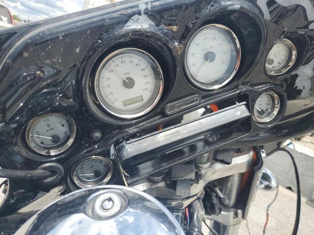 2009 HARLEY-DAVIDSON FLHX - 1HD1KB4159Y693027