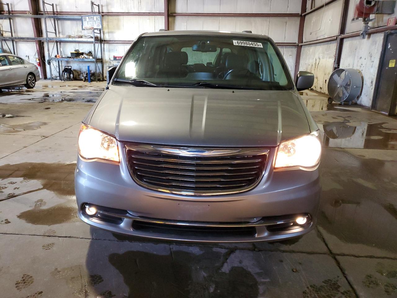 CHRYSLER TOWN & COUNTRY TOURING