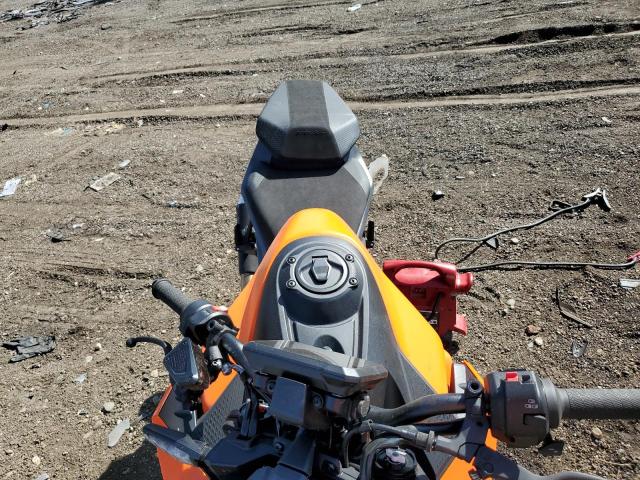 2024 KTM 990 DUKE VBKTV9403RM995018