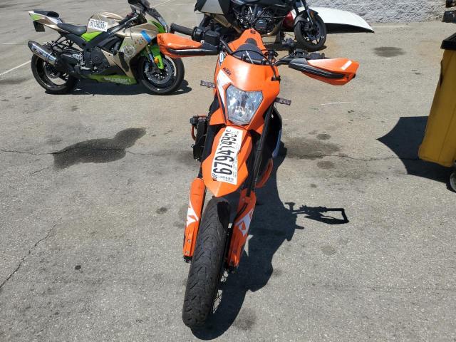 2023 KTM 690 SMC R VBKLSV405PM743348