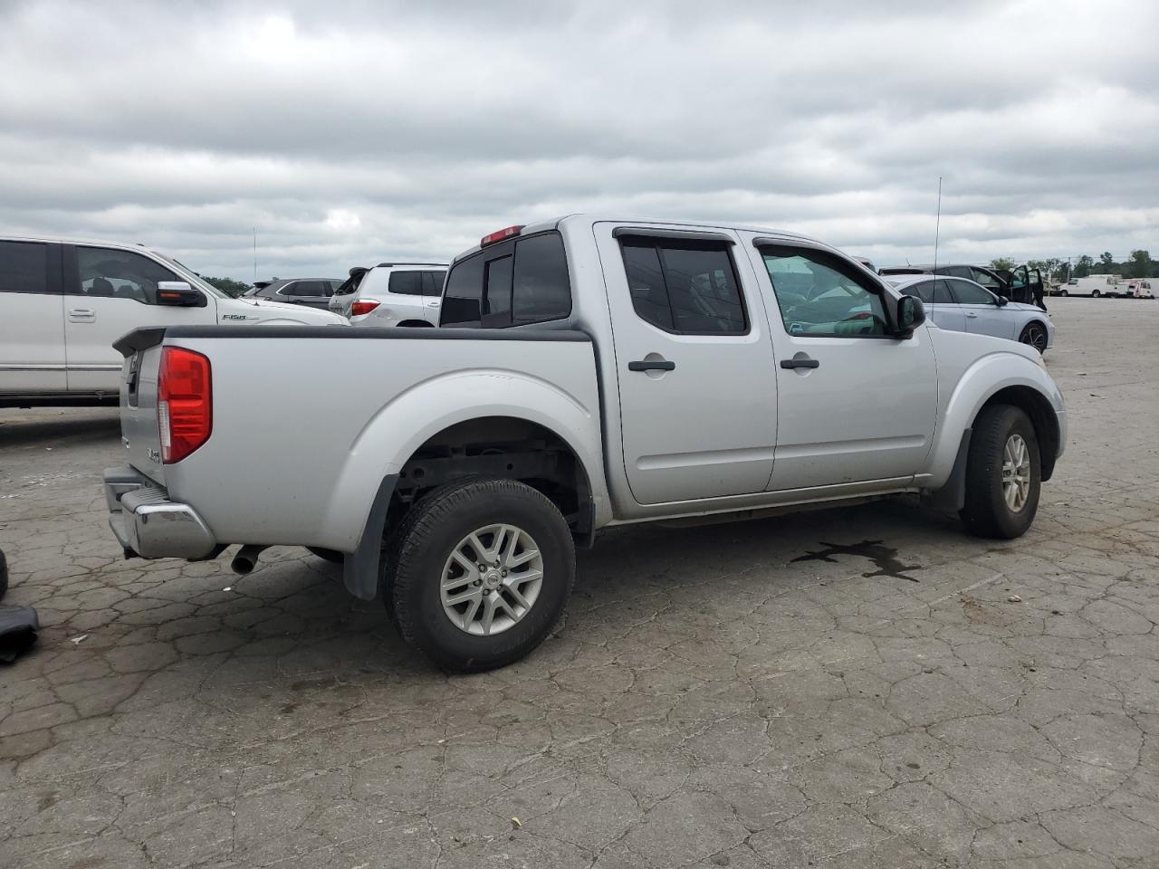 NISSAN FRONTIER S