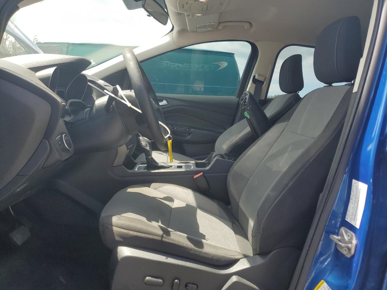 FORD ESCAPE SE