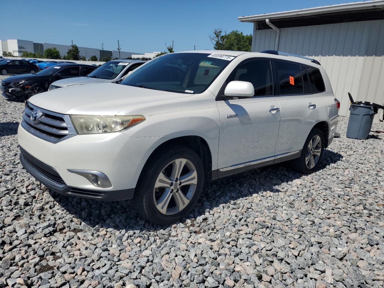 TOYOTA HIGHLANDER LIMITED