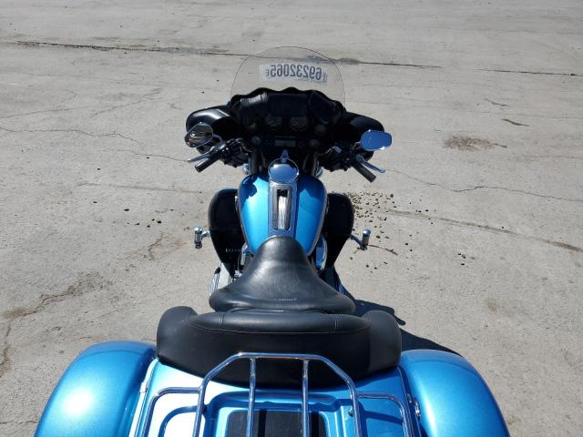 2011 HARLEY-DAVIDSON FLHTCUTG 1HD1MAM11BB851263