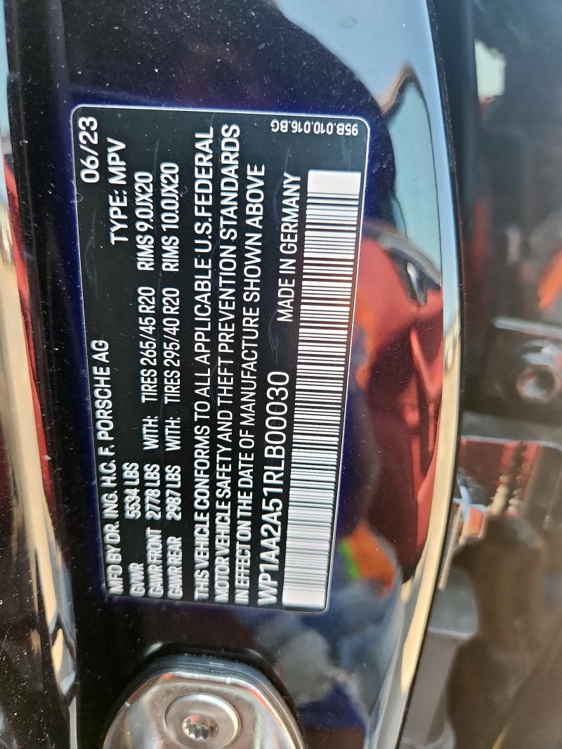 2024 PORSCHE MACAN BASE WP1AA2A51RLB00030