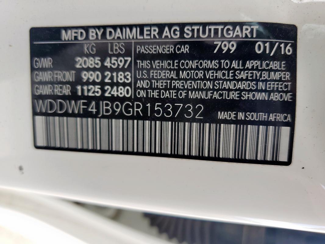 2016 MERCEDES-BENZ C 300 - WDDWF4JB9GR153732
