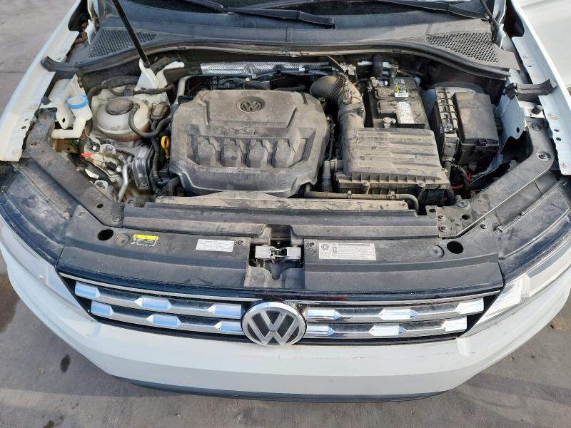 2020 VOLKSWAGEN TIGUAN SE - 3VV3B7AX1LM045107