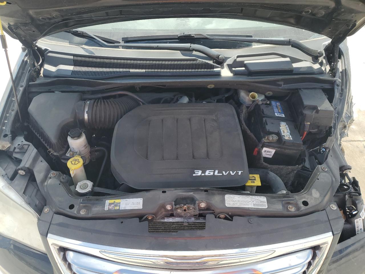 CHRYSLER TOWN & COUNTRY TOURING