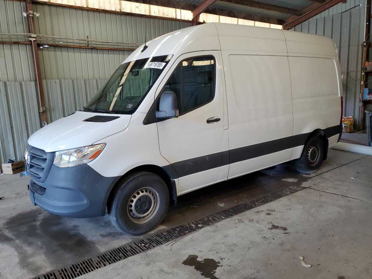 MERCEDES-BENZ SPRINTER 2500