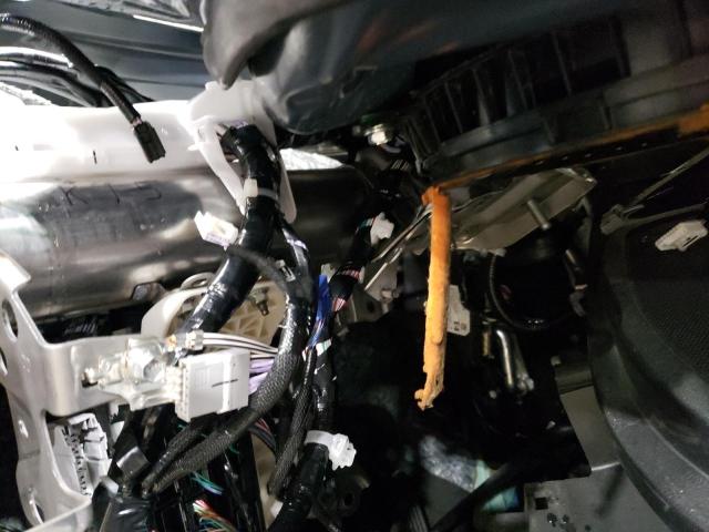 2024 TOYOTA GRAND HIGH 5TDAAAA51RS003937