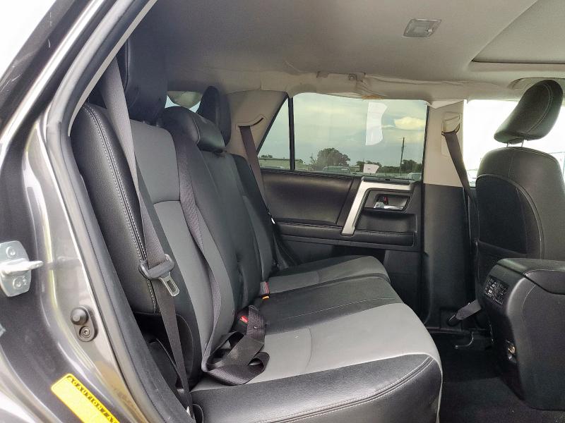 2016 TOYOTA 4RUNNER SR JTEZU5JR1G5117892