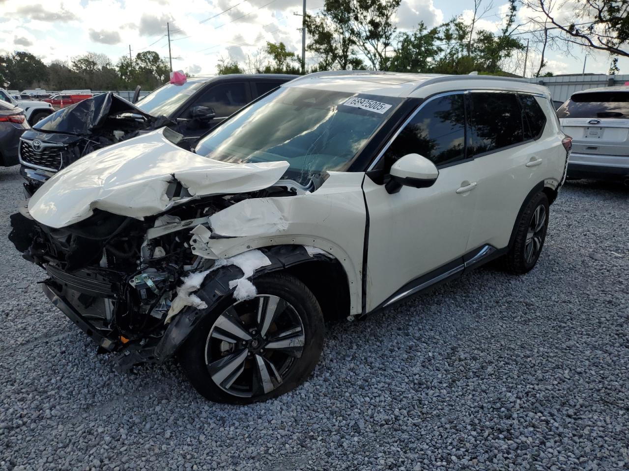 NISSAN ROGUE SL
